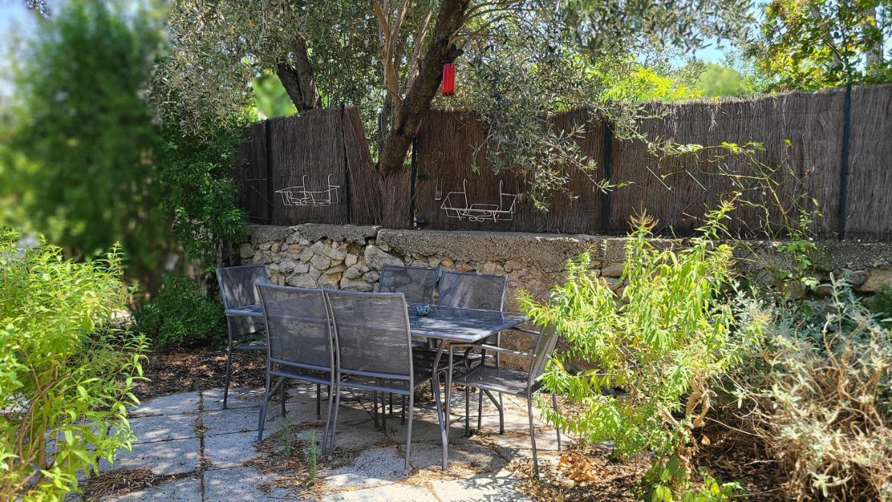 Chez Nous Dans Notre Petit Jardin Apartment Монпелие Екстериор снимка